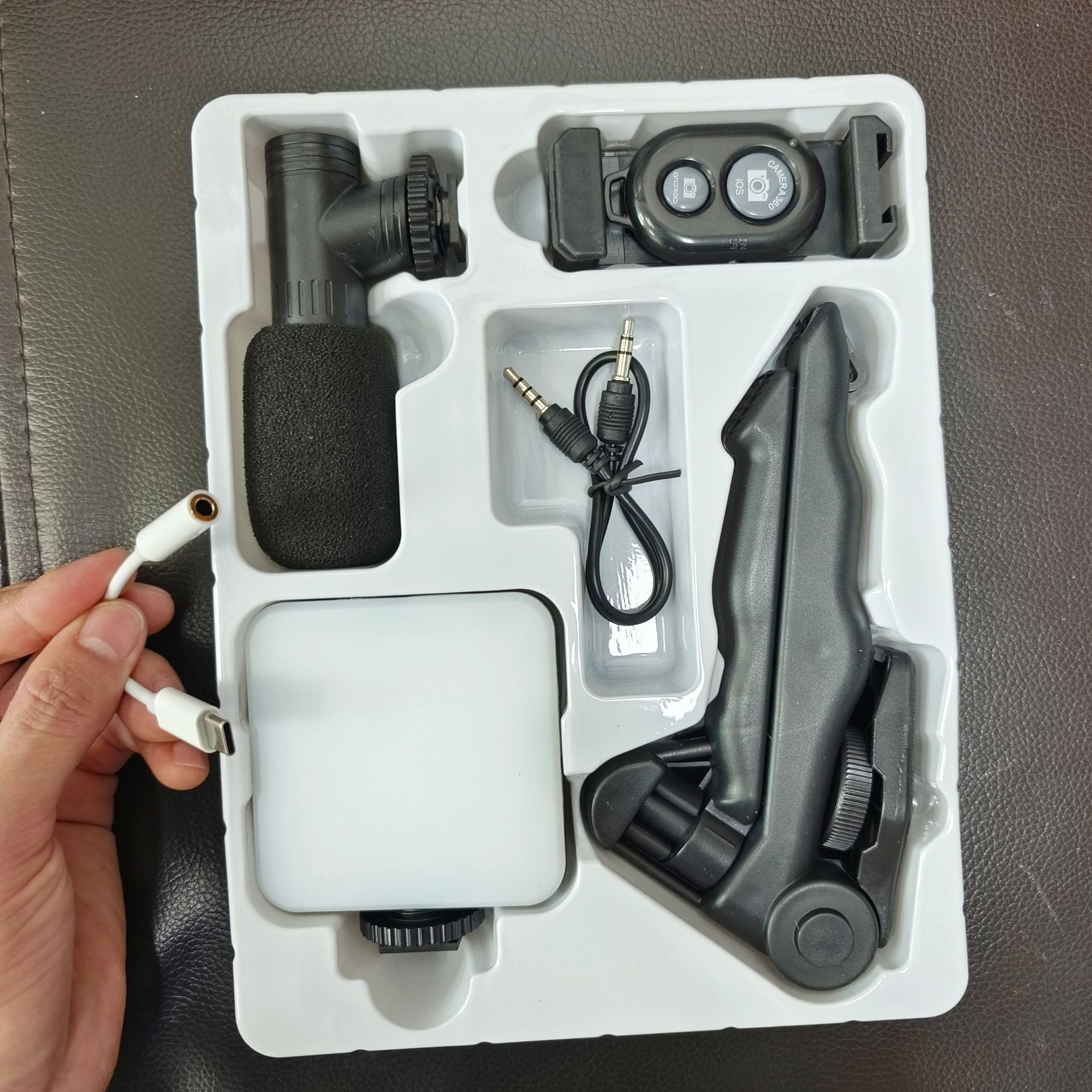 Pocket Fill Light with Microphone – LED Photography & Video Light