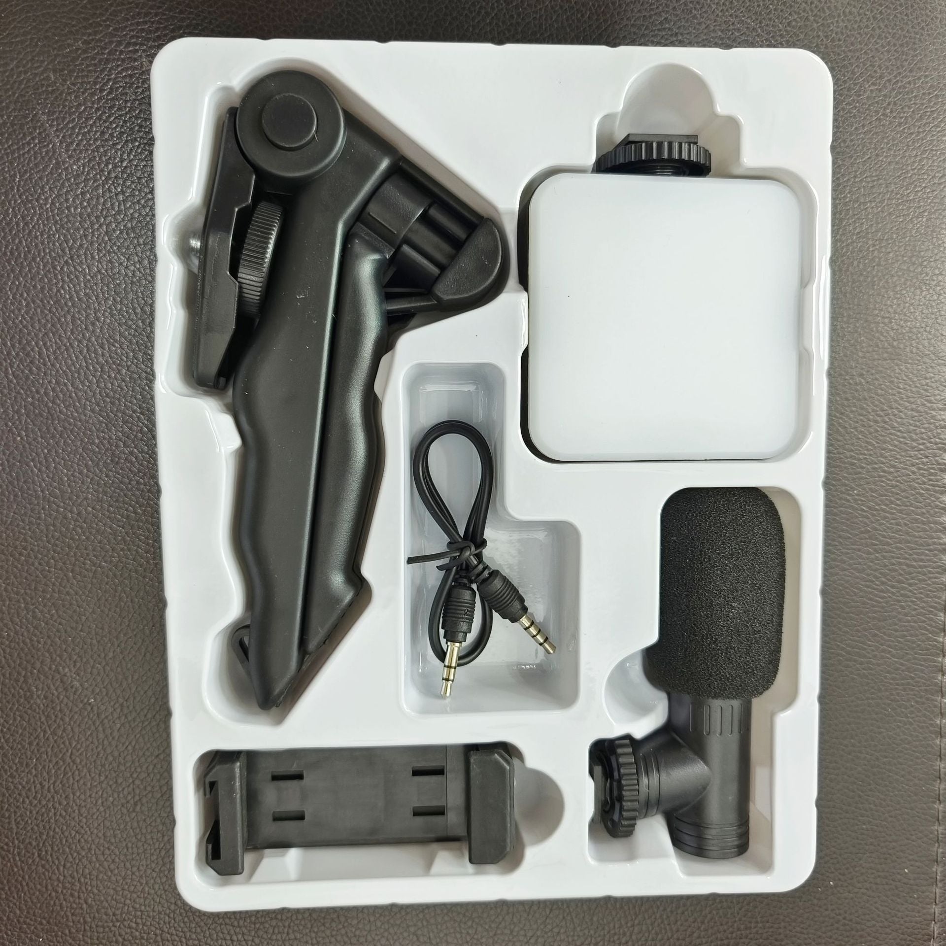 Pocket Fill Light with Microphone – LED Photography & Video Light