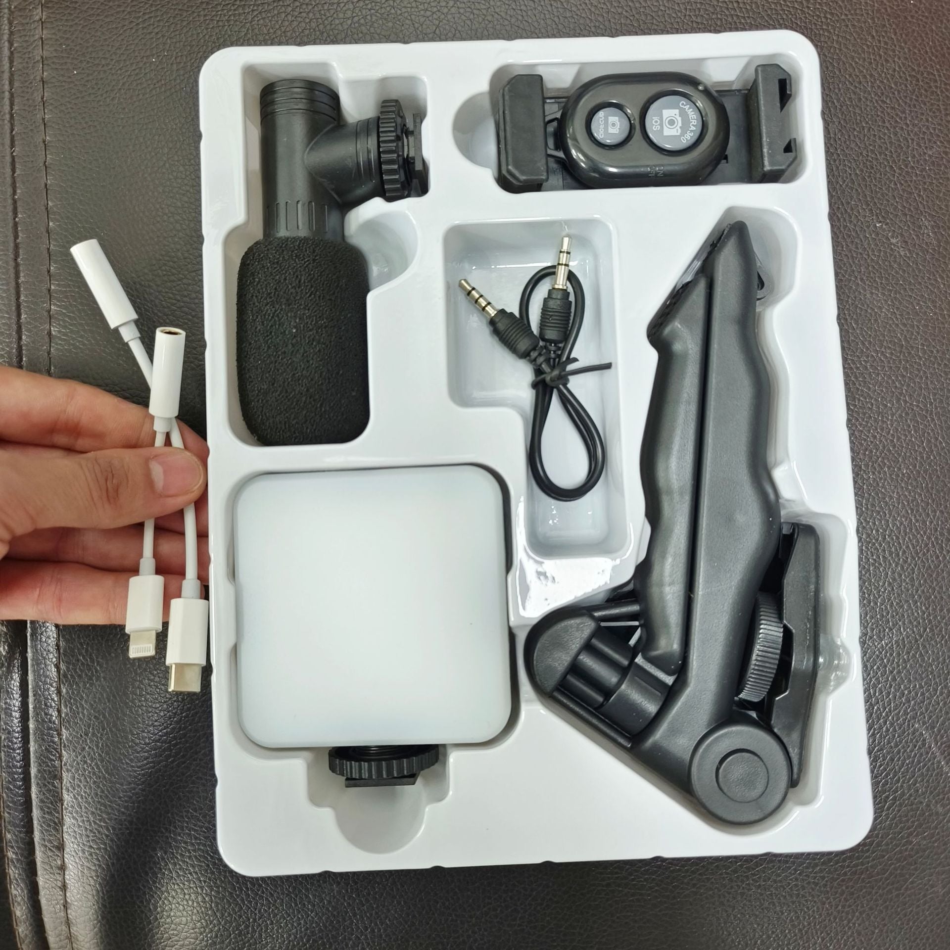 Pocket Fill Light with Microphone – LED Photography & Video Light